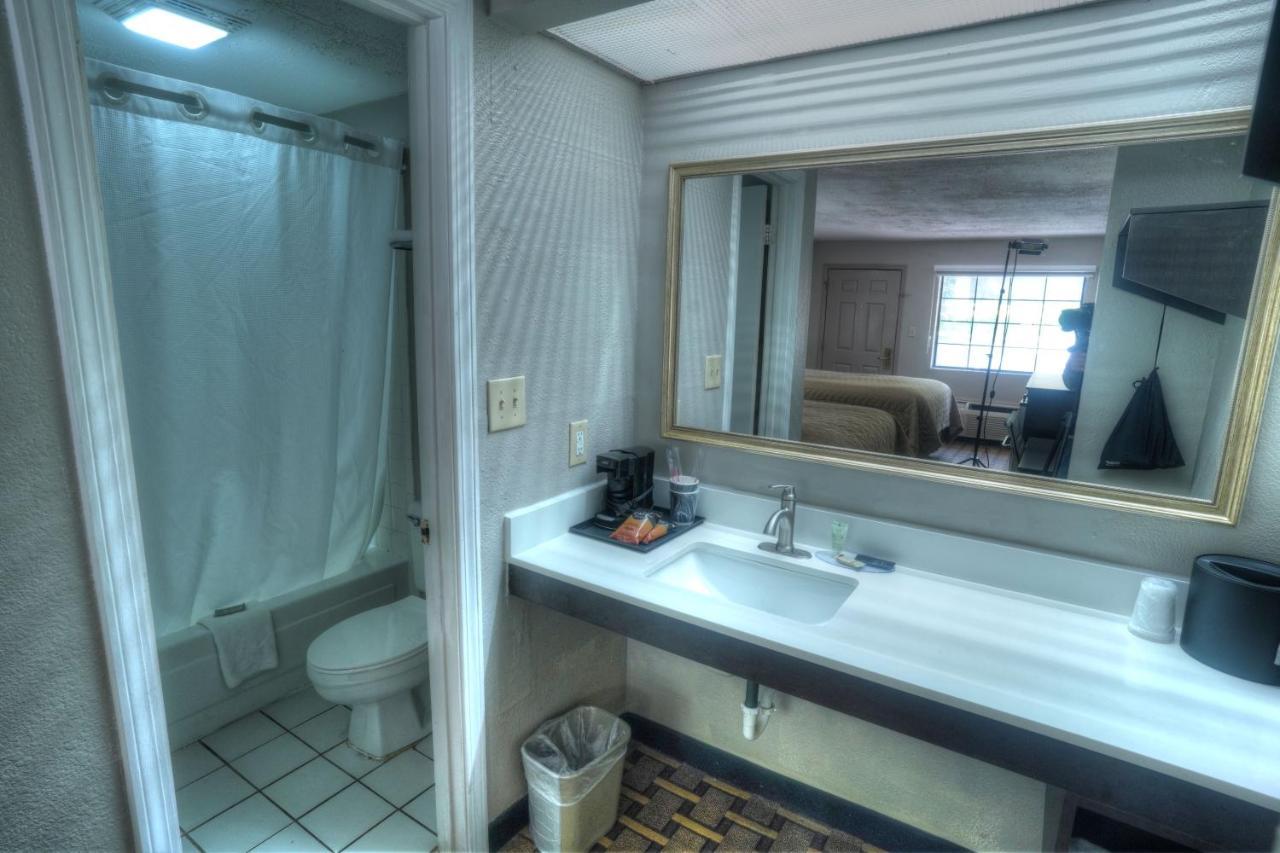 Amerivu Inn & Suites - Helen - Downtown Dış mekan fotoğraf